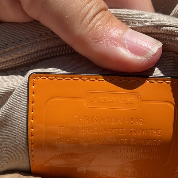 🧡Signature COACH hand bag - Picture 13 of 13